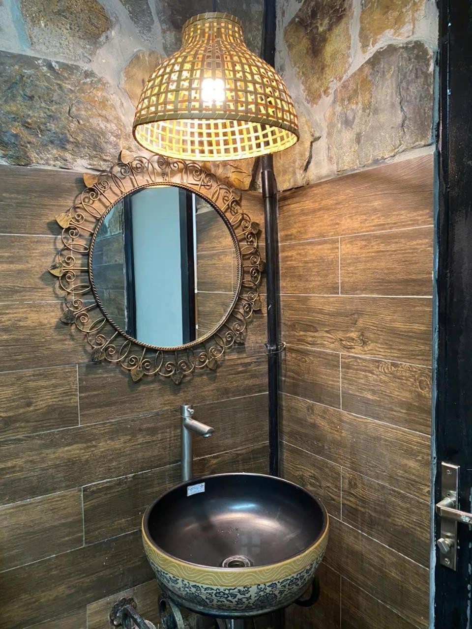 Căn hộ Daisyhome-702bnearbenthanhmarketd1